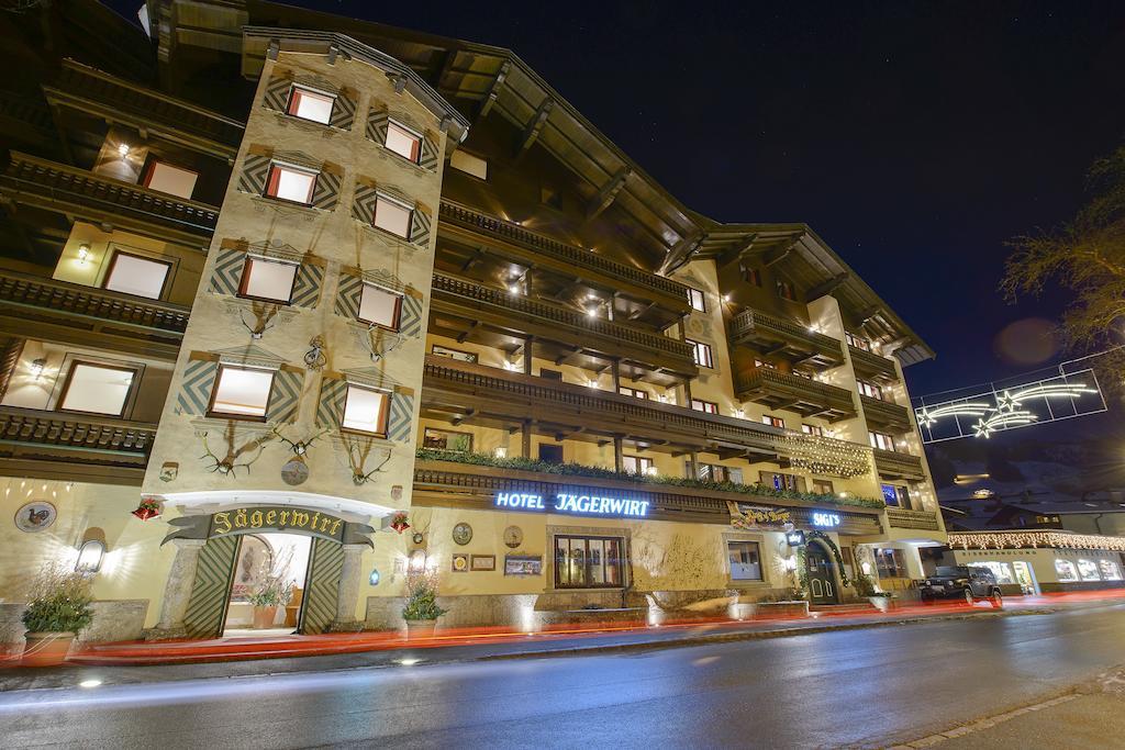Jaegerwirt Hotel Kitzbühel Exterior foto